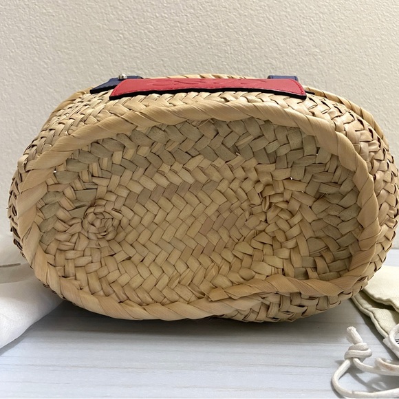 Limited Edition * Authentic Small Loewe Basket Bag - Picture 9 of 16